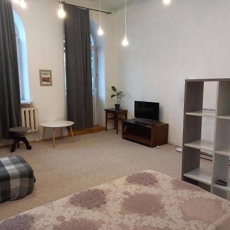 1К Квартира Антоновича. Олімпійська Kiev Extérieur photo