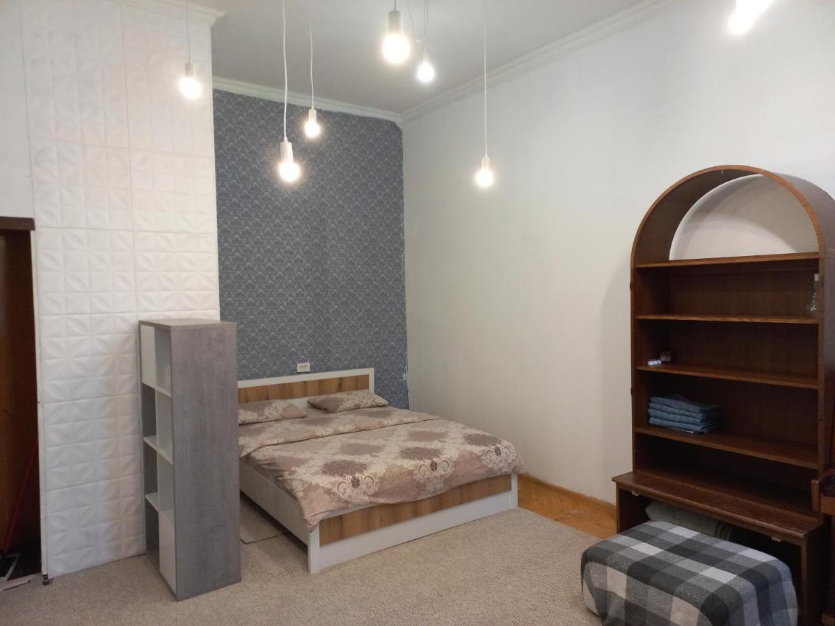 1К Квартира Антоновича. Олімпійська Kiev Extérieur photo